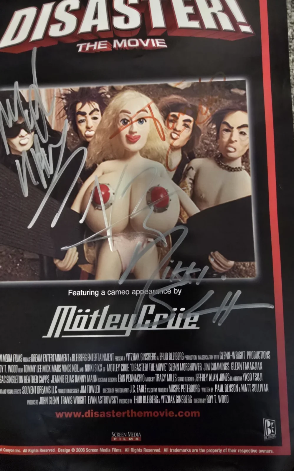 RARE Promo Motley Crue Signed Disaster Movie Poster & DVD Nikki Tommy Mick Vince, изображение 4