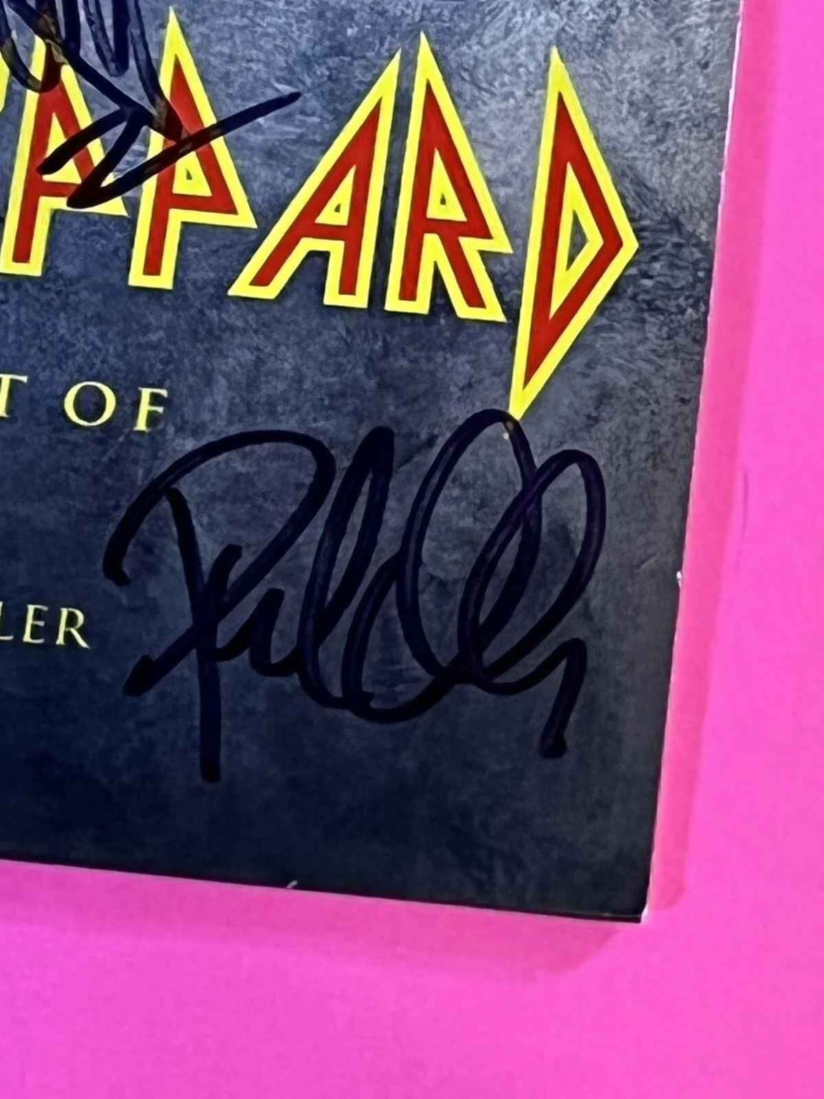 DEF LEPPARD SIGNED AUTOGRAPHED BEST OF CD SAMPLER ALBUM *PROOF*, image 4