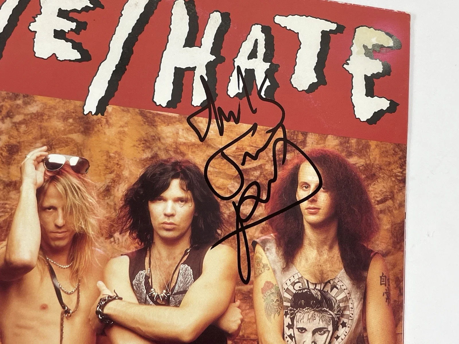 Love/Hate Jizzy Pearl Signed She’s an Angel Limited Edition UK 12” Vinyl Record, image 2