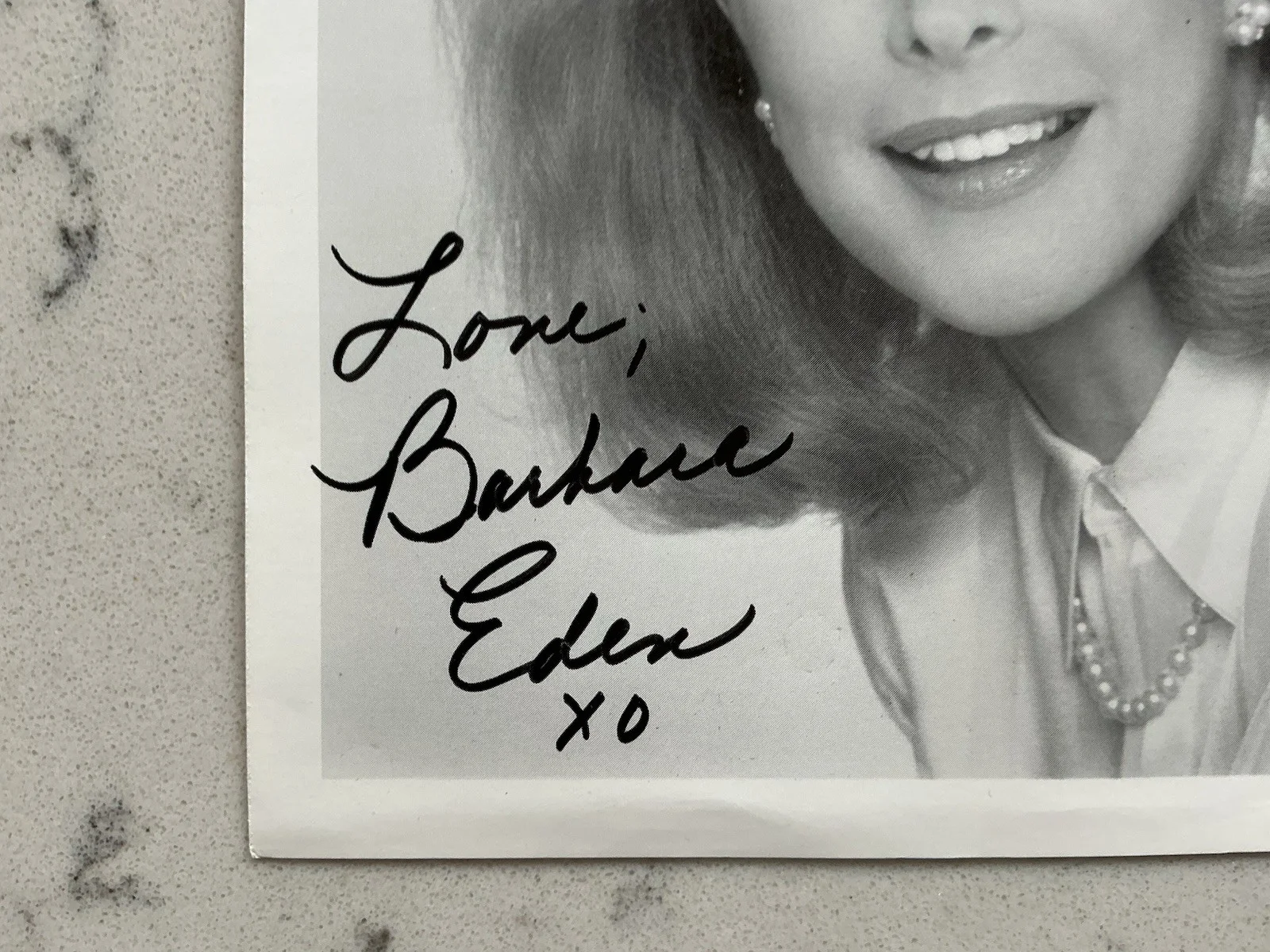 VINTAGE BARBARA EDEN SIGNED AUTOGRAPH PHOTOGRAPH I DREAM OF JEANNIE ACTRESS, изображение 2