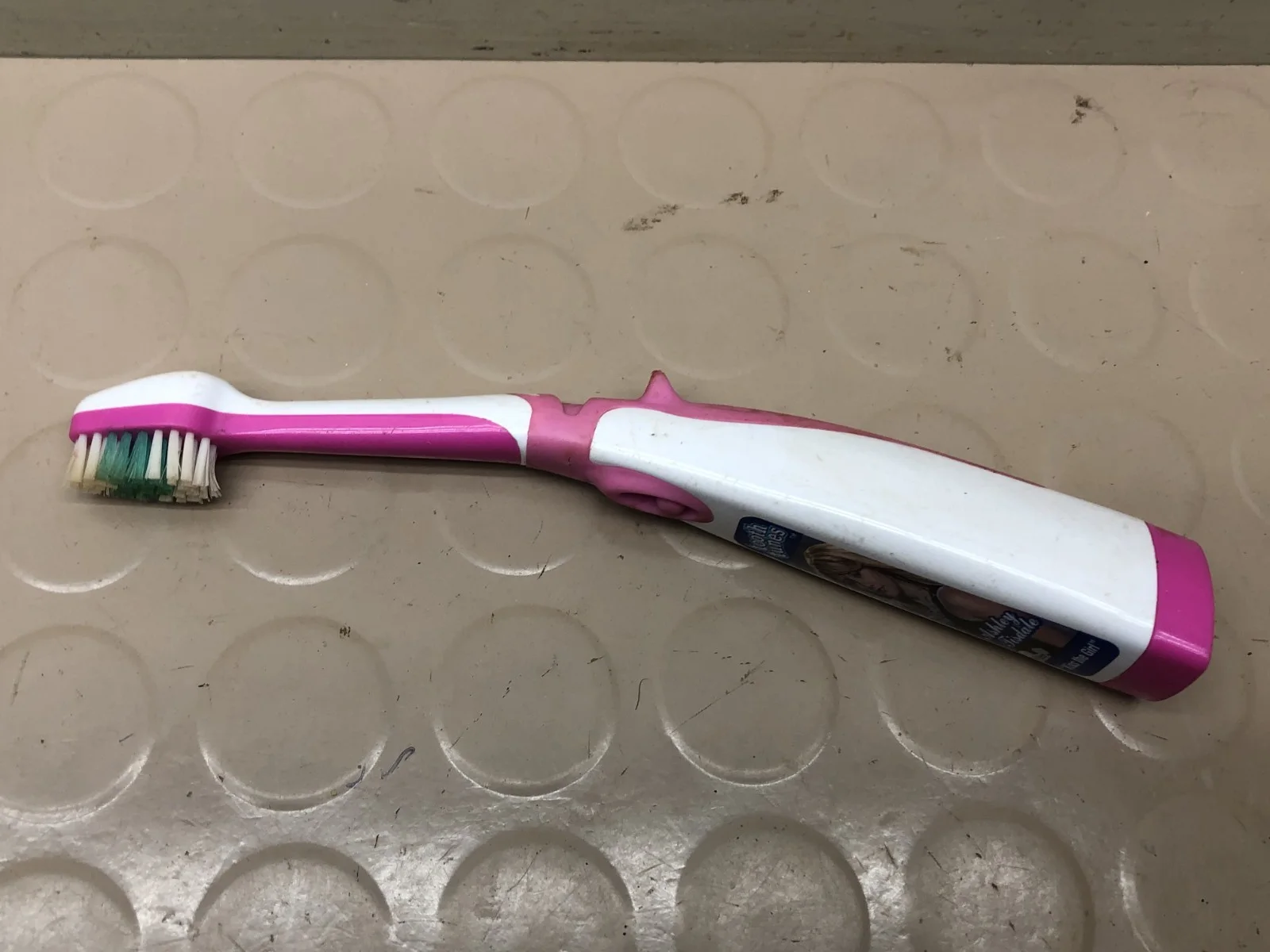 Tooth Tunes Musical Toothbrush - ASHLEY TISDALE - Kiss The Girl - Disney, изображение 4
