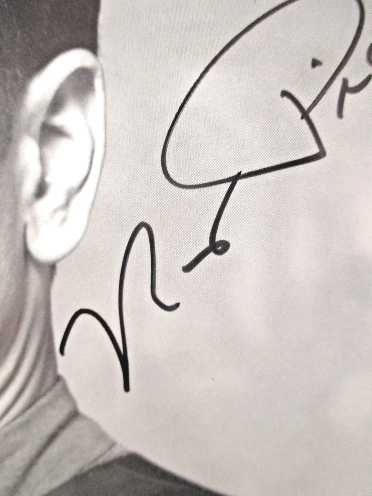 ROBERT PICARDO — ROBERT PICARDO (STAR TREK VOYAGER) AUTOGRAPHED 8 x 10 PHOTO~, изображение 2