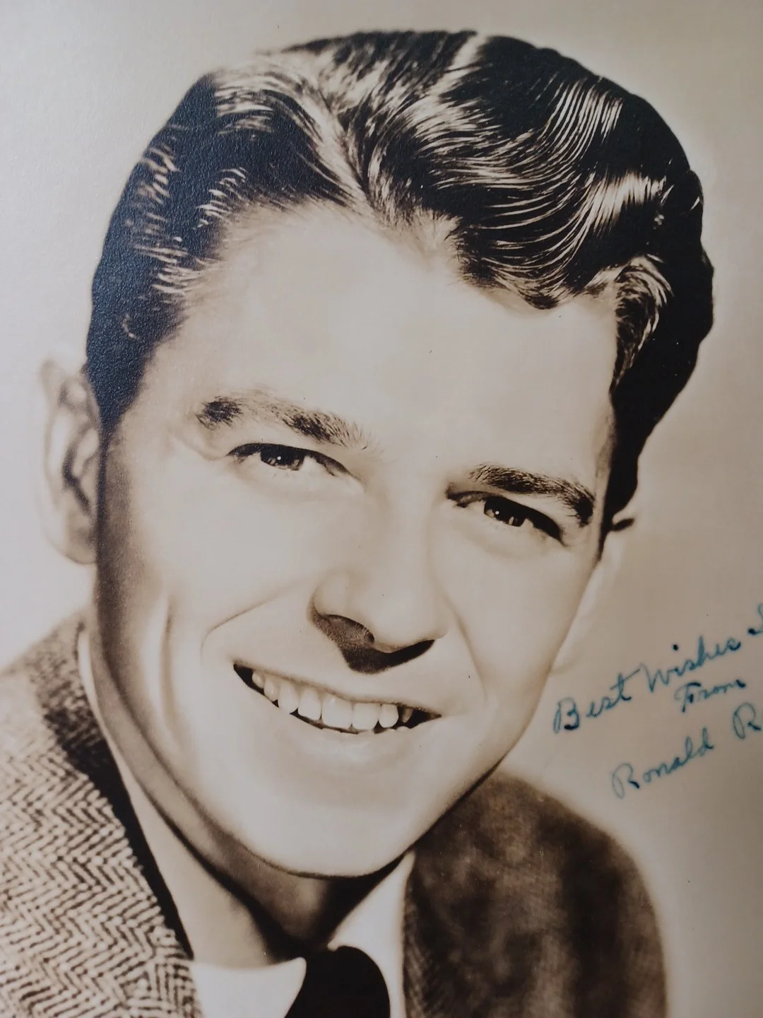 40's American Actor & President Ronald Reagan Autographed Photo 8 x 10 RRP 447, изображение 3