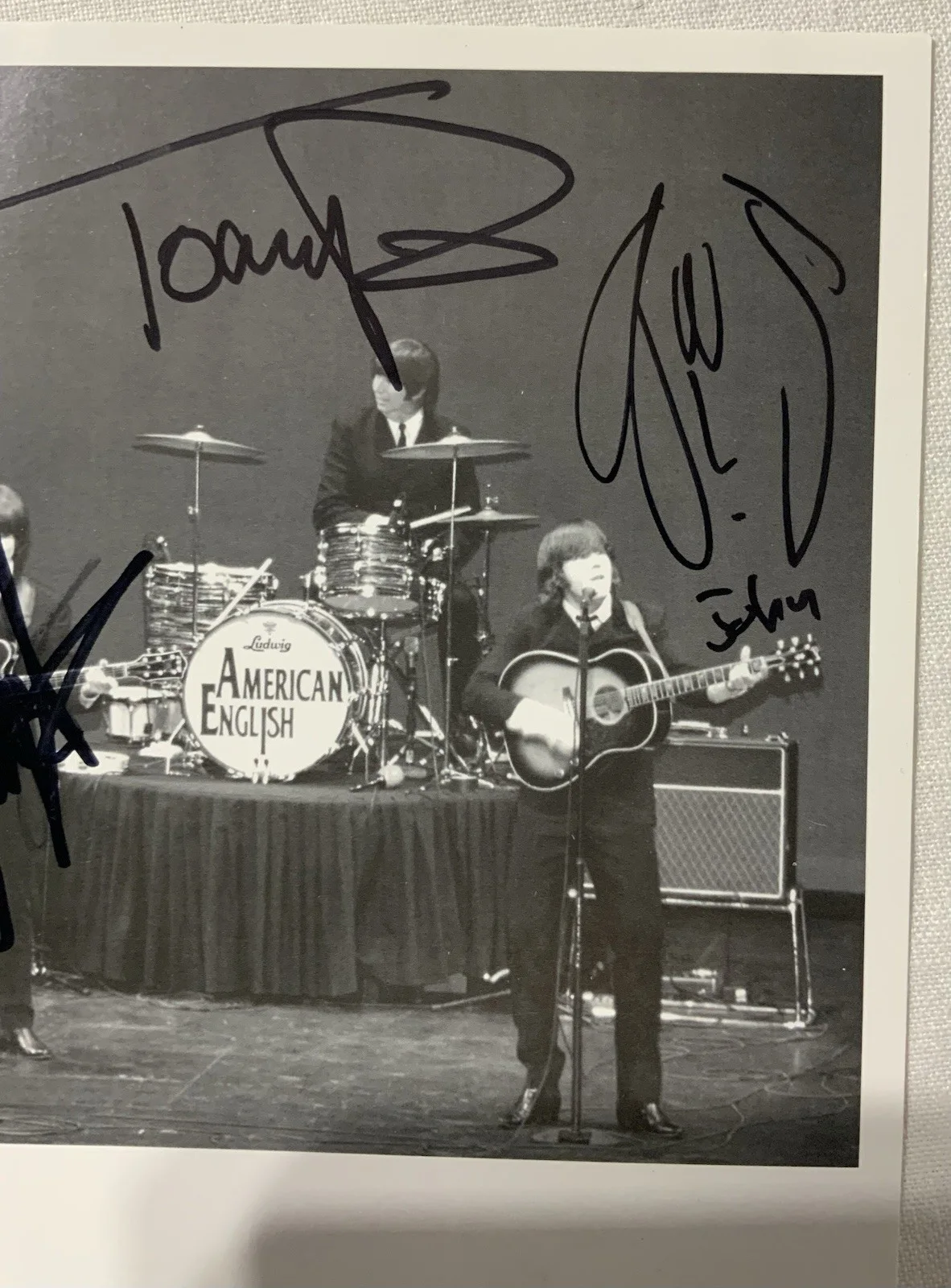 American English Beatles Tribute Band Autographed Signed 2009 Picture. 8”x10”, изображение 2