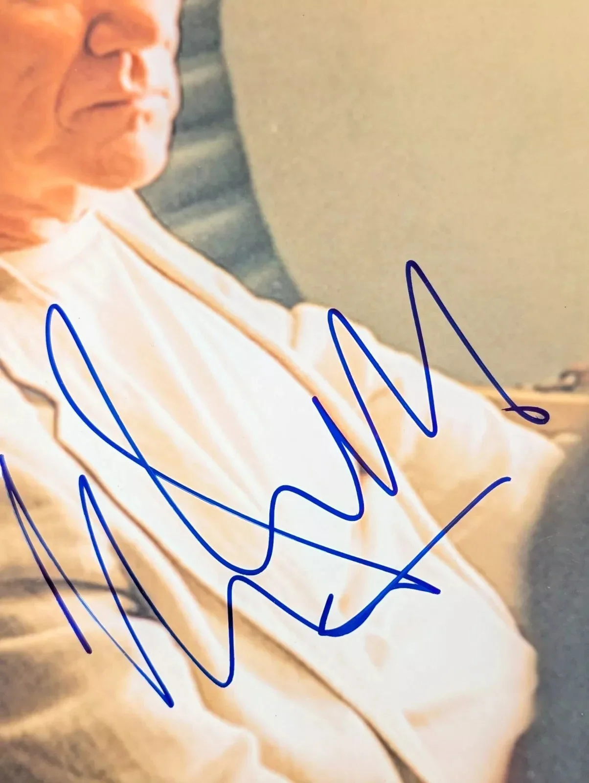 Malcolm McDowell — Malcolm McDowell Autographed 8x10 Photo...JSA Authenticated!!, image 2