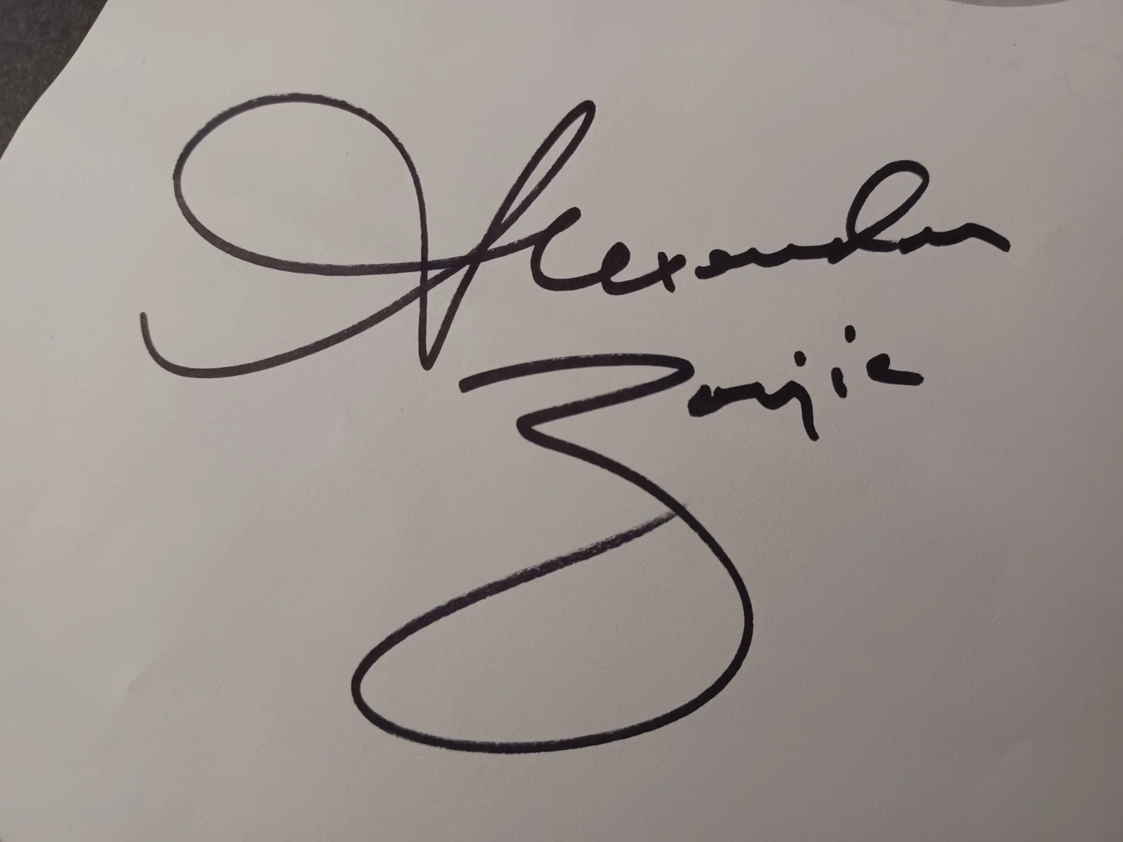 Alexander Zonjic Signed 8.5" x 11" Sheet - Flutist, Jazz & Classical Musician, изображение 2
