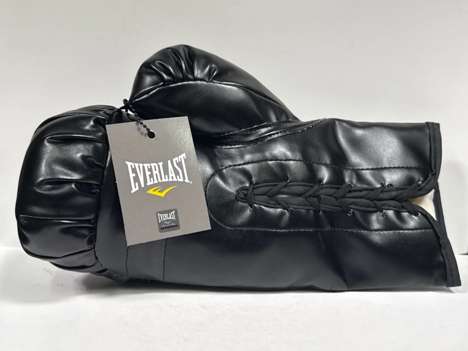 Jonathan Majors — Jonathan Majors Signed Black Everlast Boxing Glove Creed III BAS BH053000, image 3
