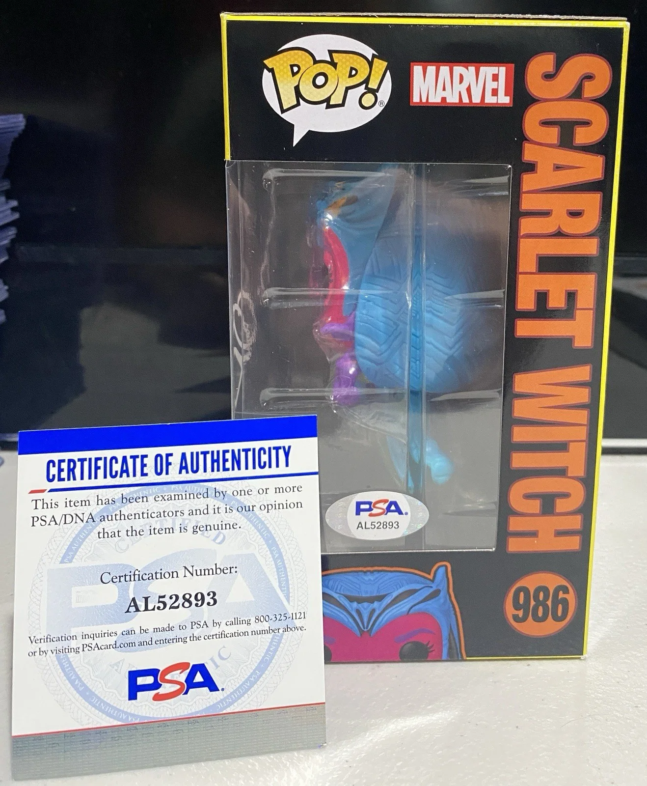 Elizabeth Olsen — Elizabeth Olsen Signed Wandavision Scarlet Witch Funko Pop 986 (PSA COA), image 2
