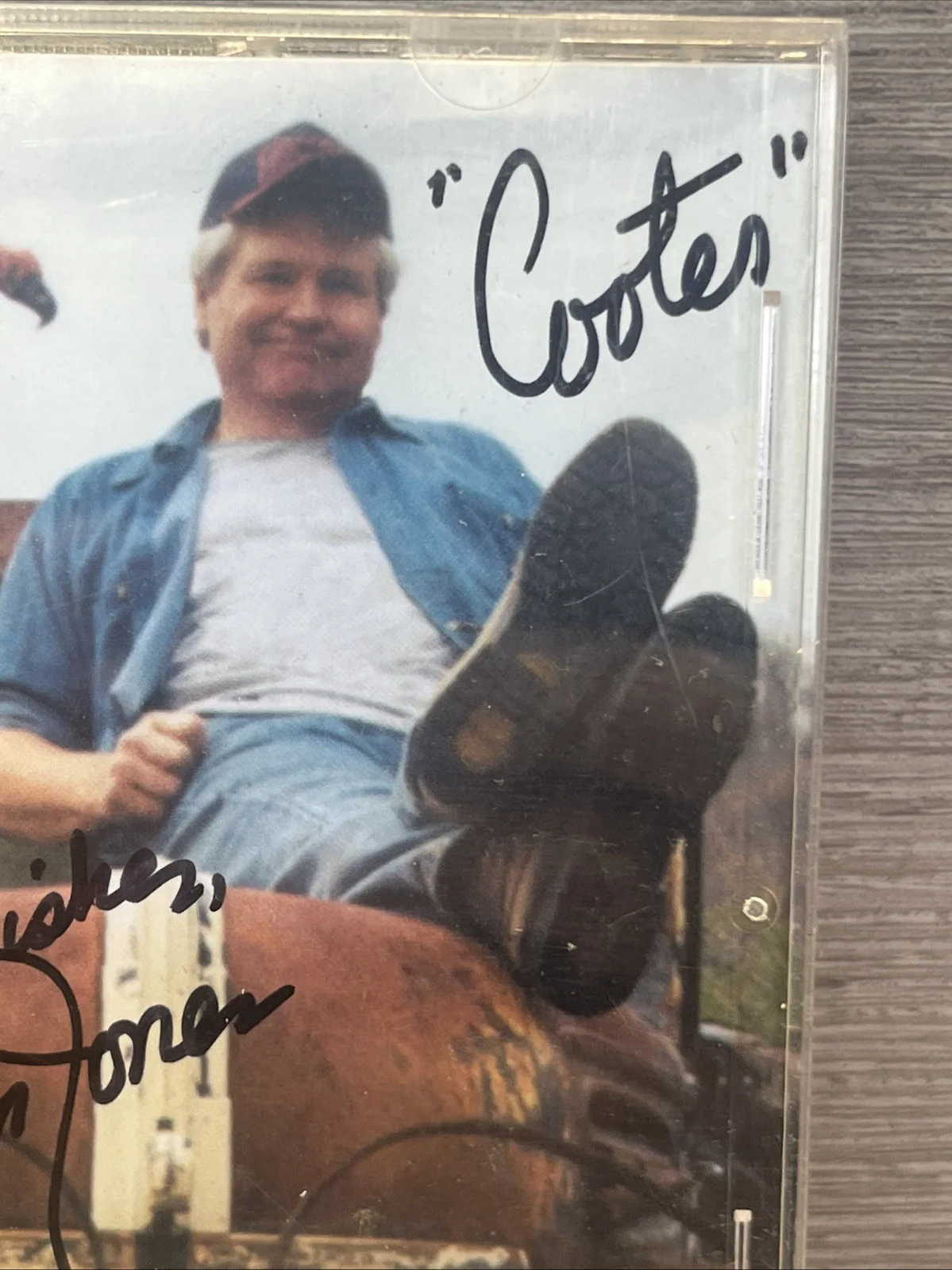 Ben Jones Cooter — Ben Jones “Cooter” Signed Cd End Of The Line The Dukes of Hazzard Autograph, изображение 2