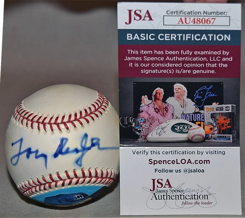 Tommy Lee Jones — Rare -TOMMY LEE JONES- JSA Signed/Autograph/Auto TY COBB Painted OML BASEBALL, изображение 2