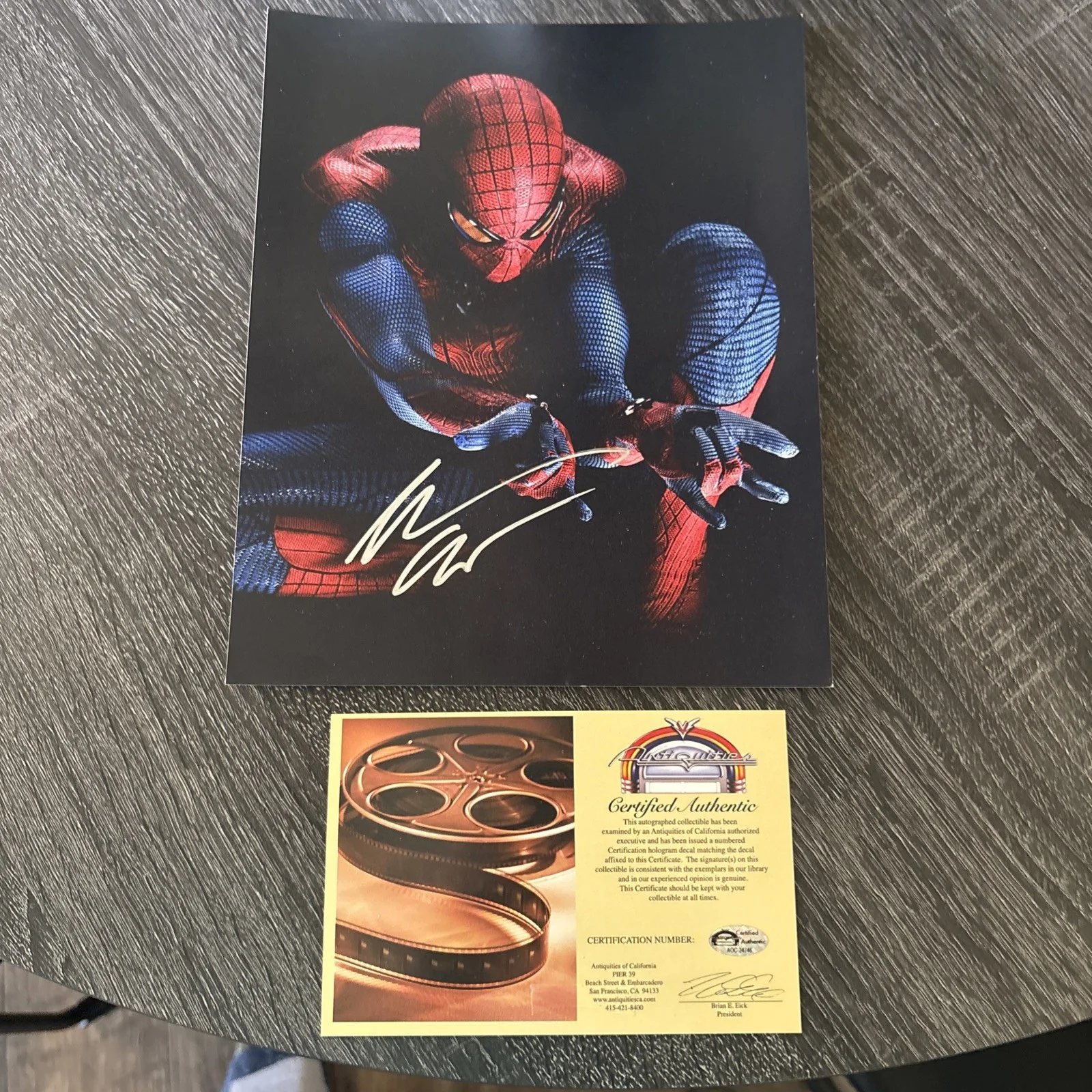 Andrew Garfield — Andrew Garfield Autographed Spider-Man Photo 8x10. COA Aoc-24746, изображение 4