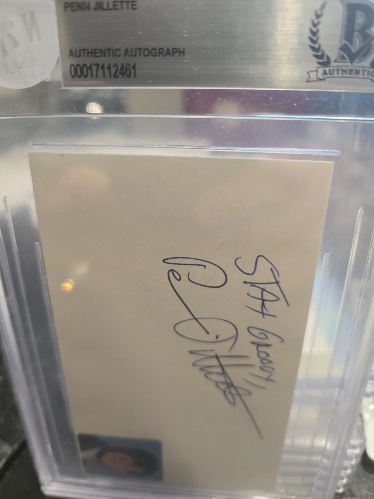 PENN JILLETTE — Penn & Teller Vegas Magicians Signed Index Card Penn Jillette "STAY GROOVY"