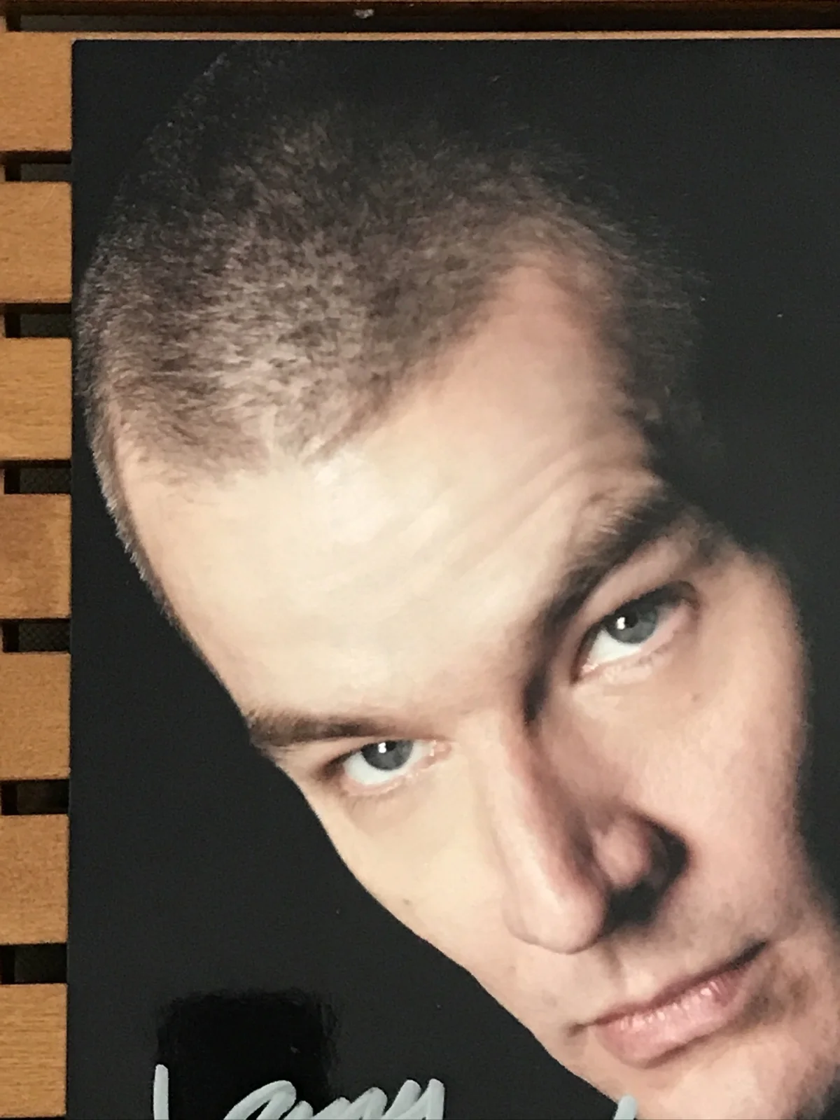 James Marsters — Buffy the Vampire Slayer SPIKE James Marsters Signed 15 x 10 Inch Glossy Photo, image 2