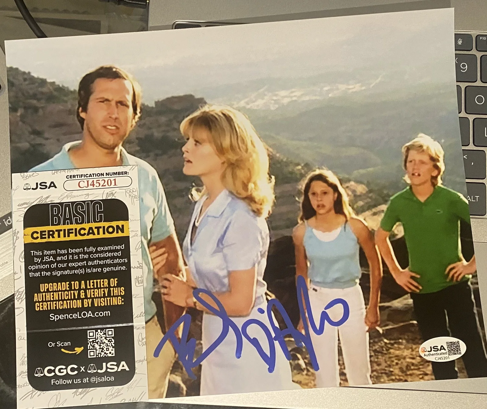 Beverly D'Angelo Signed Autographed 8x10 Photo JSA vacation chase - blurry image, image 2