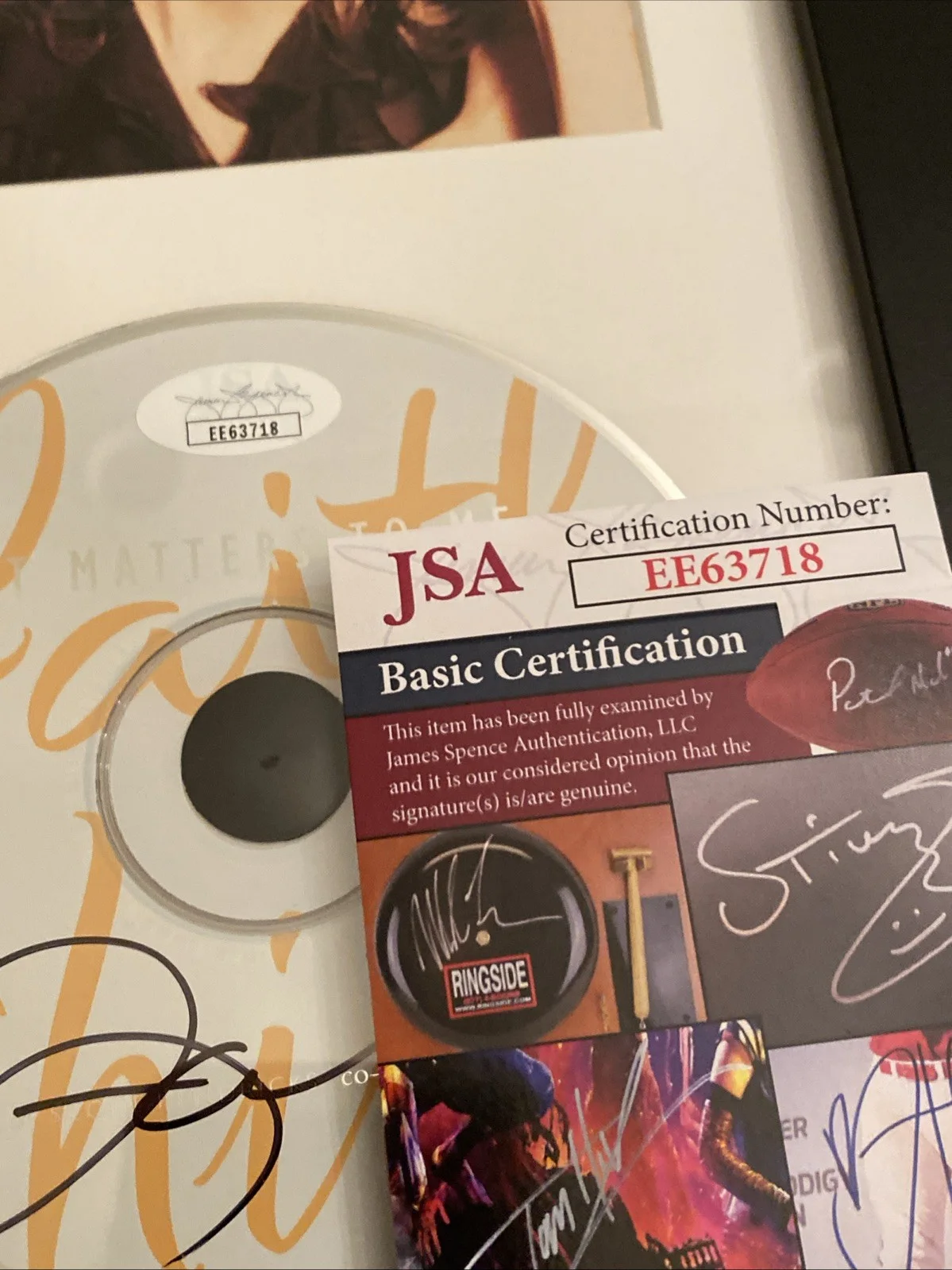 Faith Hill Signed + Framed "It Matters to Me" CD! 7.69"X13.13". JSA COA❤️, изображение 4