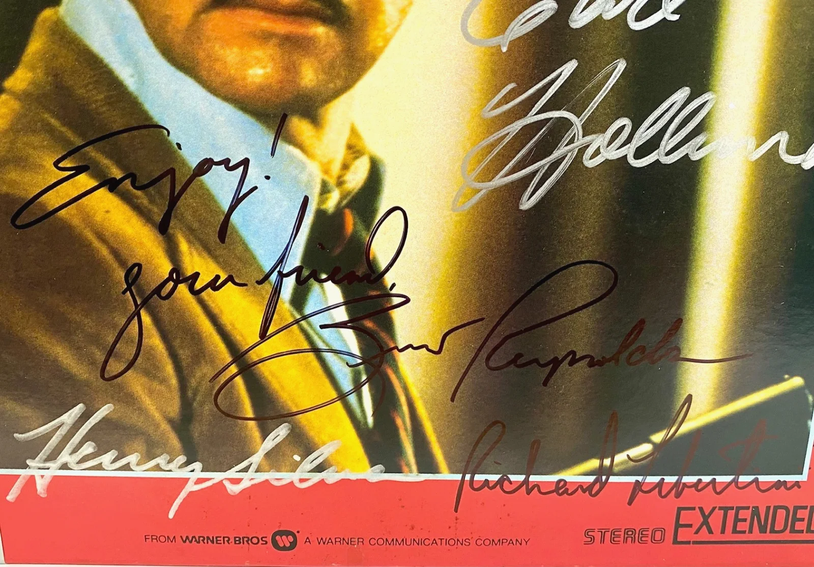 Cast — 1981 Sharky's Machine LD Movie Cast Signed By 9 Burt Reynolds Earl Holliman, image 2