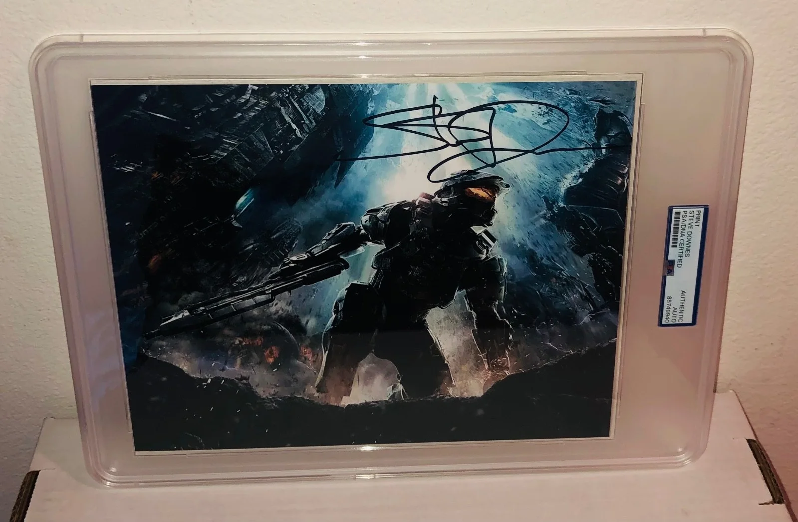 Steve Downes — Steve Downes Master Chief Halo Signed 8x10 Photo PSA Encapsulated RARE
