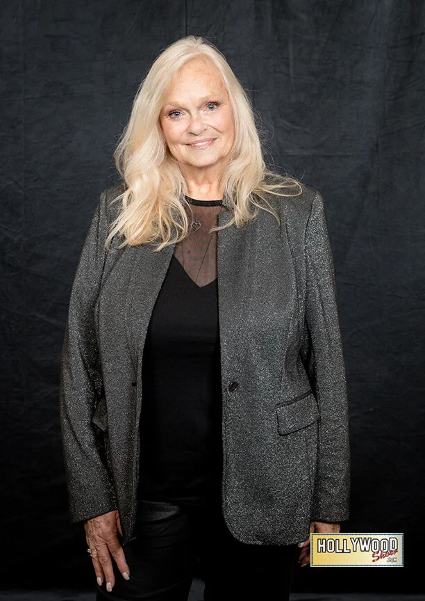 Lynda Day George Pieces Original Autographed 8X10 photo signed @HollywoodShow, изображение 2