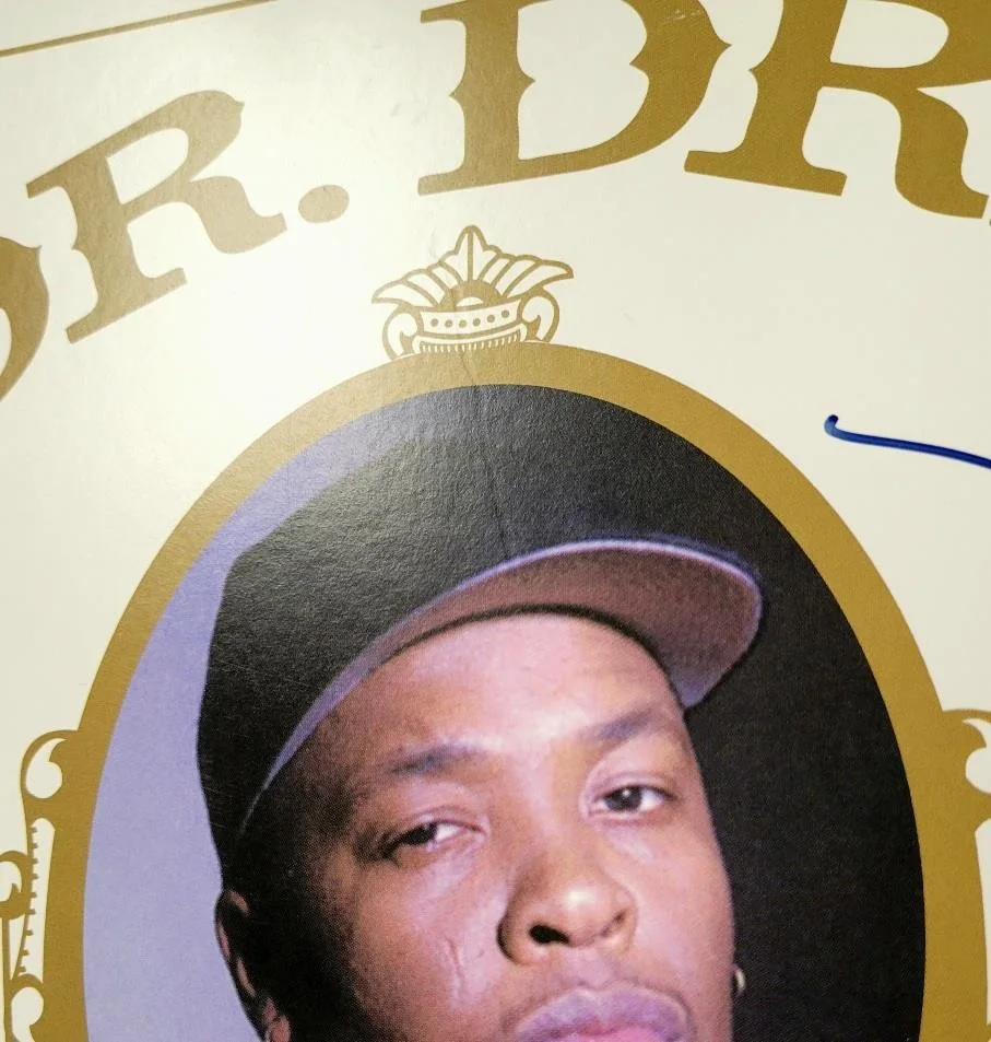 Dr. Dre & Warren G signed The Chronic vinyl cover LP autograph ~ Beckett BAS, image 5