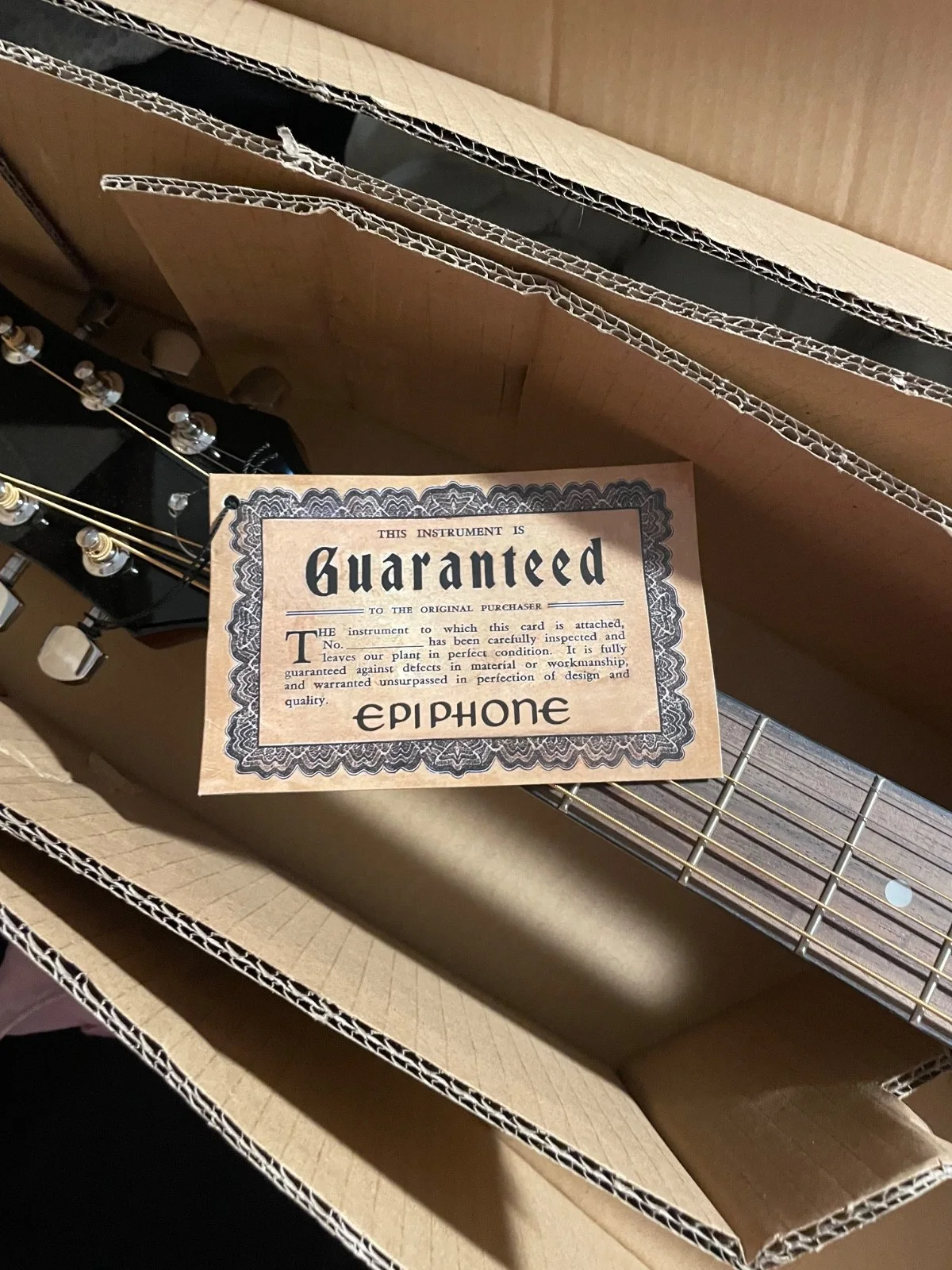 luke bryan signed guitar authentication papers new in box, image 5