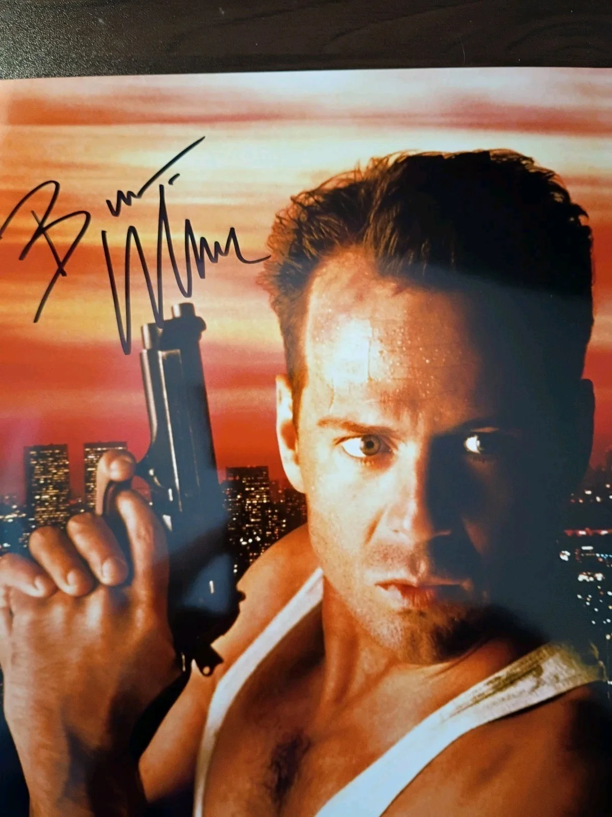 Bruce Willis — Bruce Willis Die Hard Signed 8x10 Photo COA W/Matching Numbered Sticker, image 4
