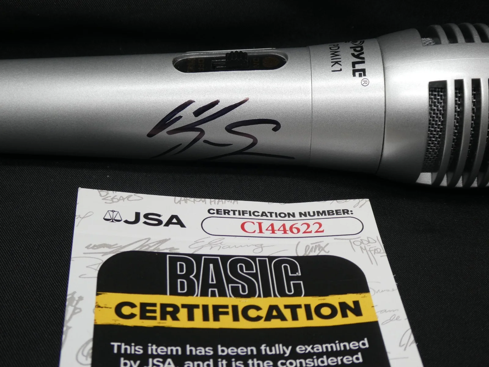 Morgan Evans Hand Signed Microphone JSA #CI44622 Country Music Mic, image 2