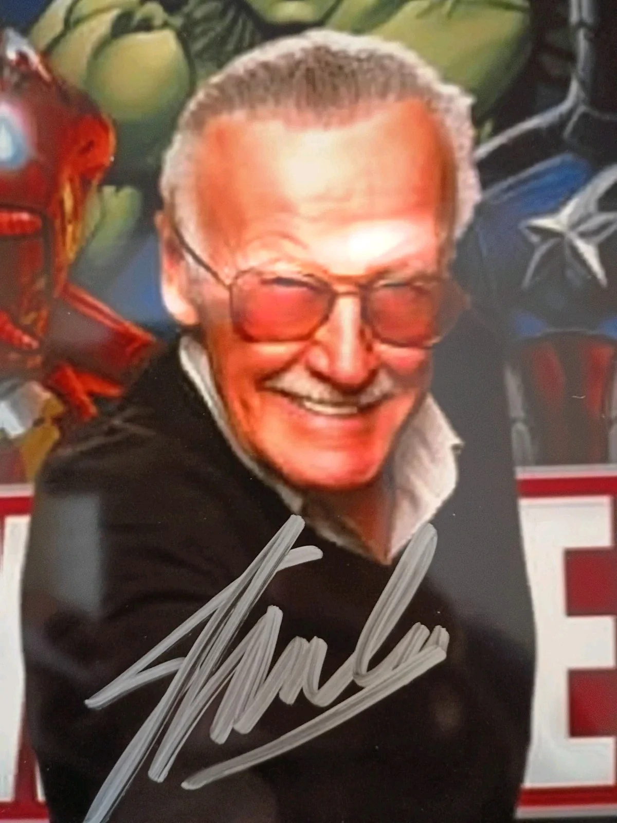 Stan Lee — Stan Lee Marvel Signed 8x10 Photo COA W/Matching Numbered Sticker, image 2