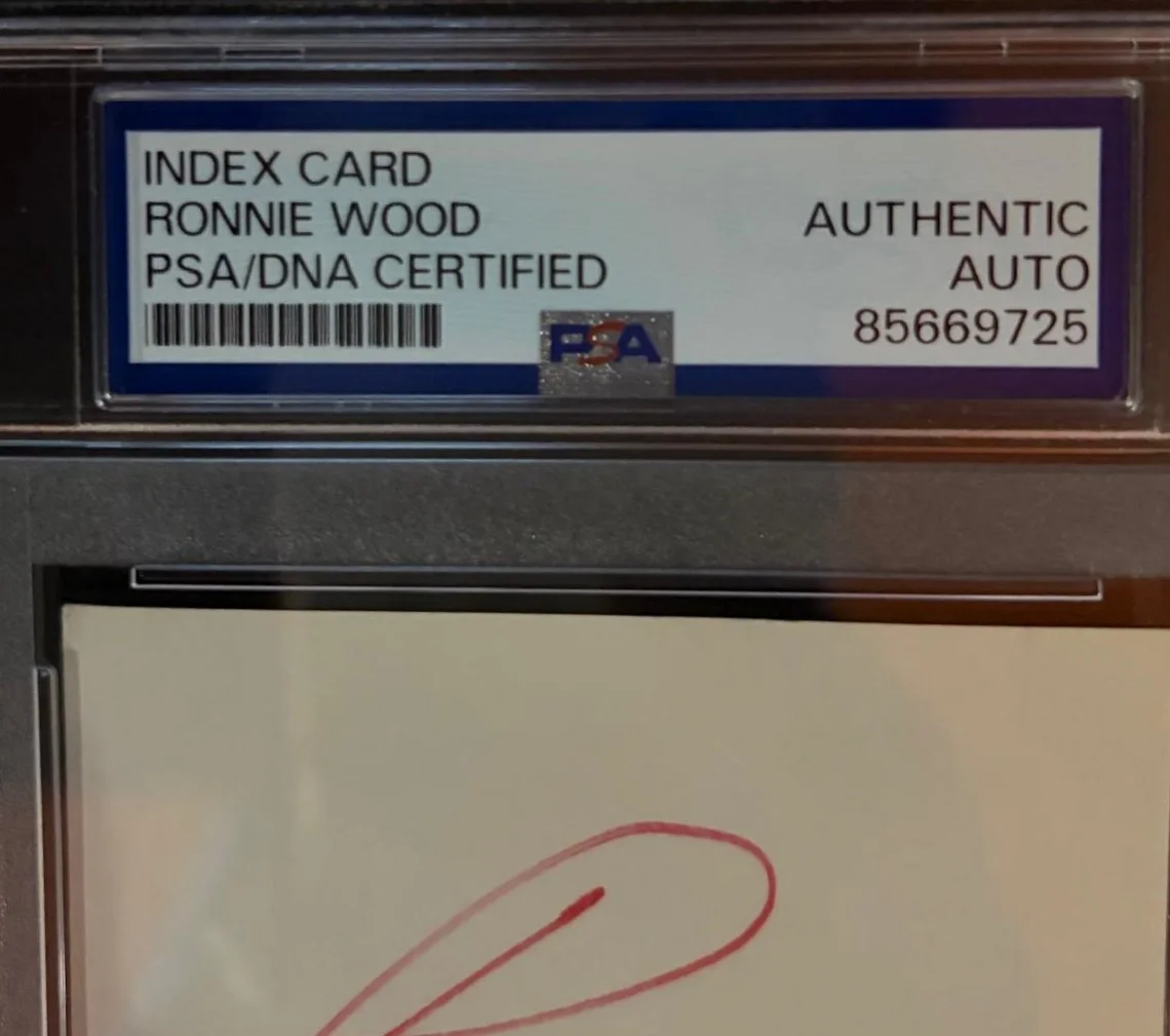 Ronnie Wood — RONNIE WOOD SIGNED AUTOGRAPHED INDEX CARD ENCAPSULATED PSA RARE ROLLING STONES A, изображение 3