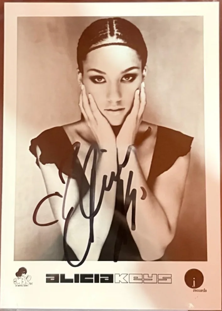 Alicia Keys — ALICIA KEYS SIGNED AUTOGRAPHED PHOTOGRAPH PSA ENCAPSULATED FALLIN NO ONE JAY Z, image 2