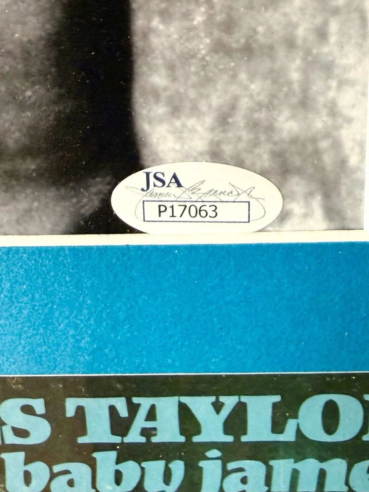 James Taylor Framed Signed Photo And Album, image 3