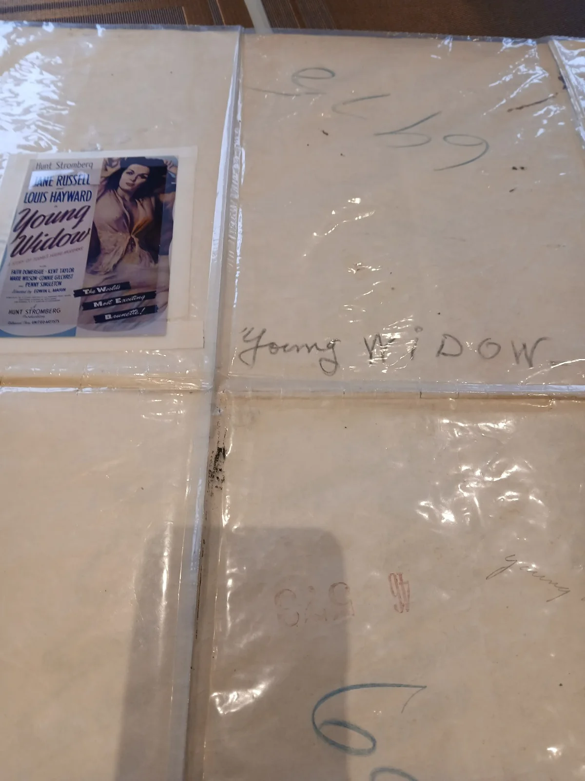 Signed Jane Russell film/movie poster Young Widow 1946, изображение 3