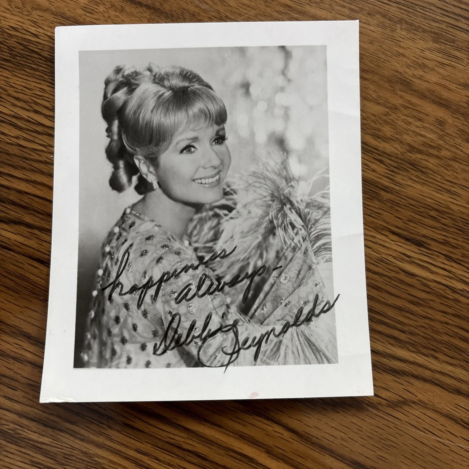 Debbie Reynolds — Debbie Reynolds Irene Souvenir Album With Autopen Signed Photo, изображение 4