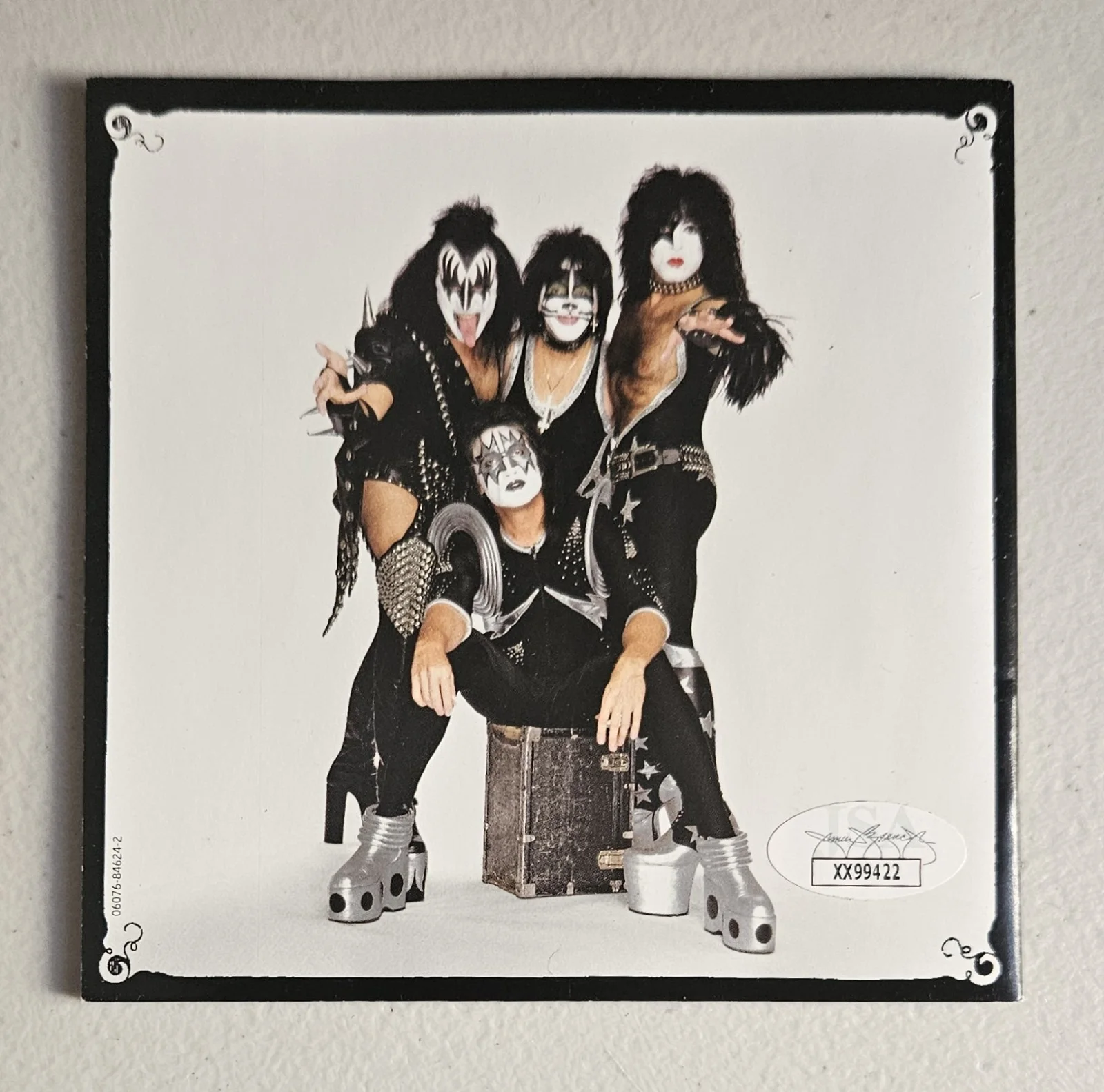KISS "Alive IV" CD Signed By Gene Simmons Paul Stanley Peter Criss +1 JSA COA 4, изображение 5