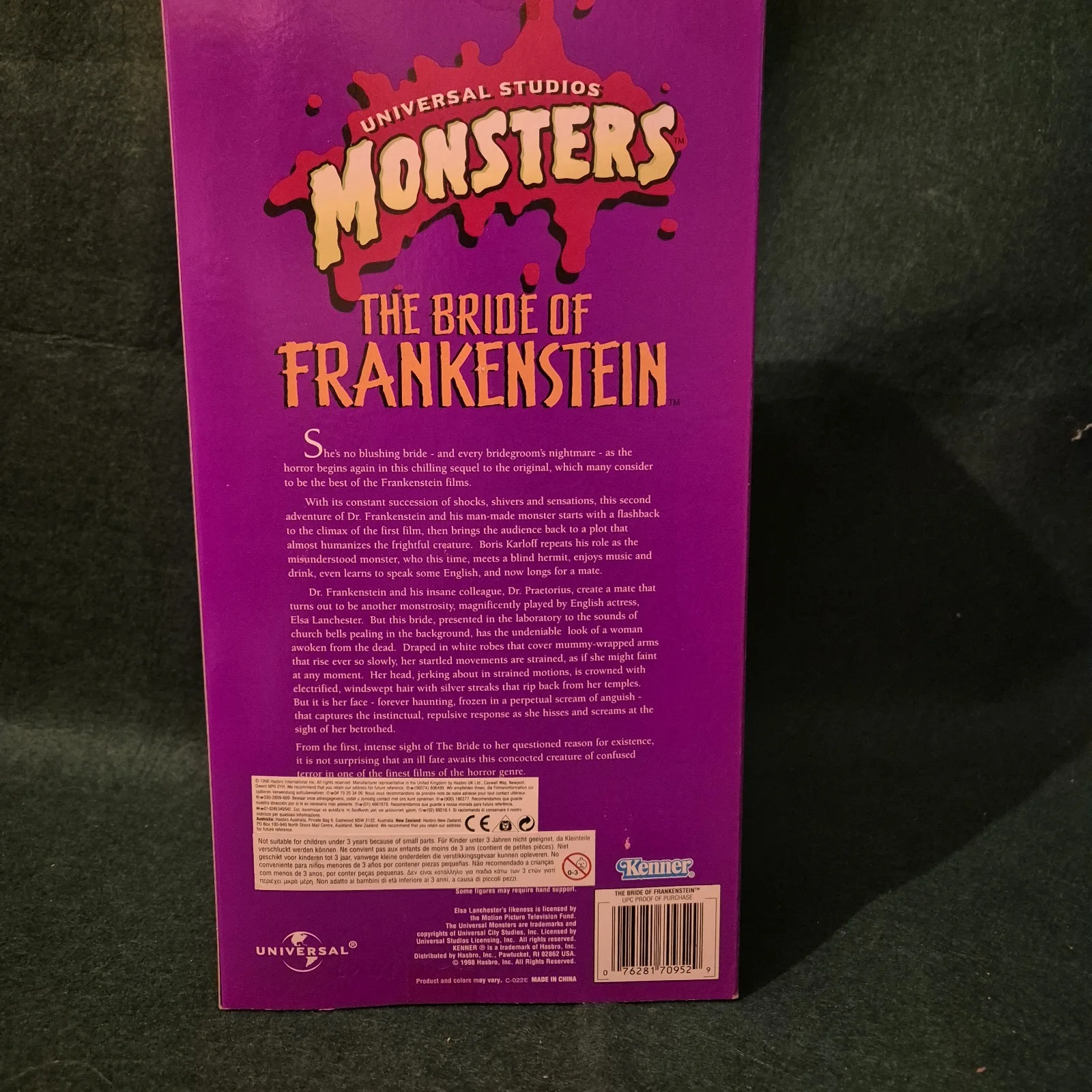 Hasbro Signature Series Universal Monsters Bride of Frankenstein 12” Figure, изображение 3