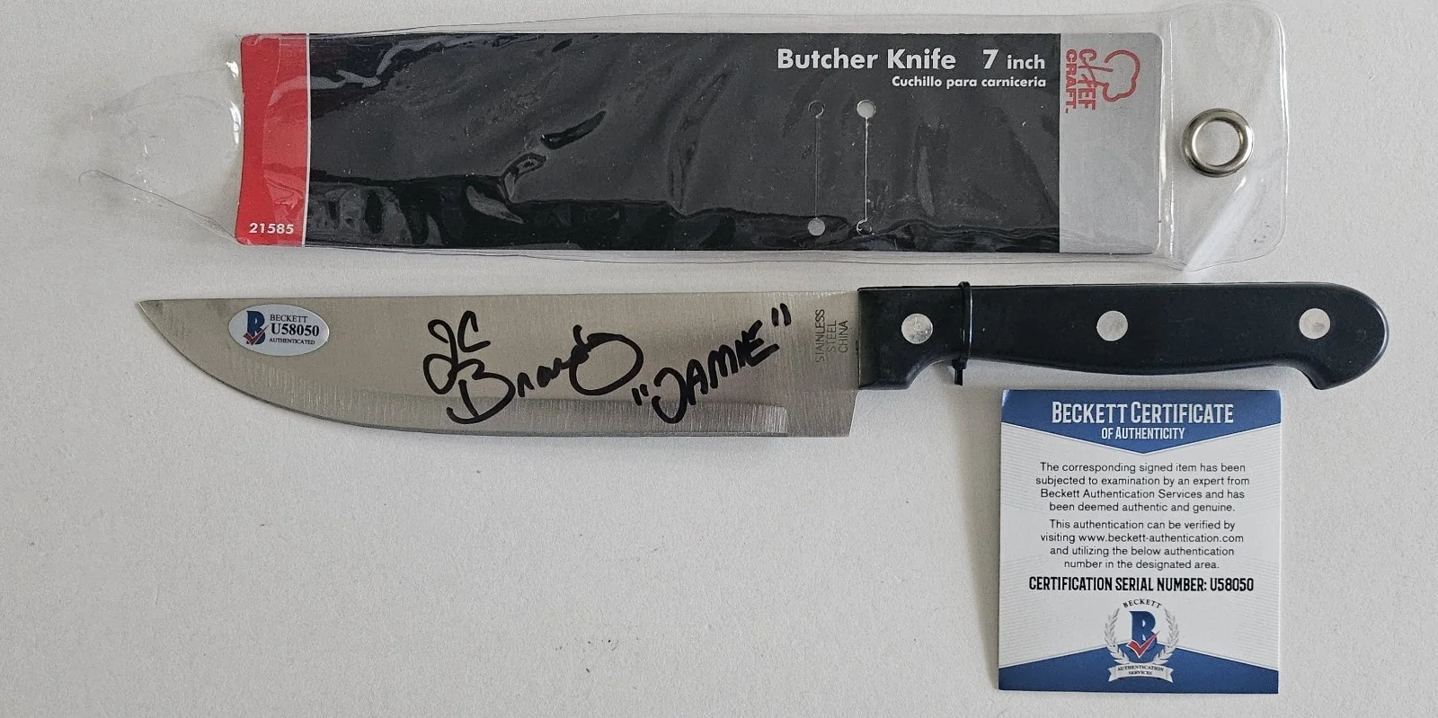 J.C. Brandy — Halloween 6 Jamie Lloyd J.C. Brandy Signed Knife Prop Replica Beckett Auto COA, изображение 2