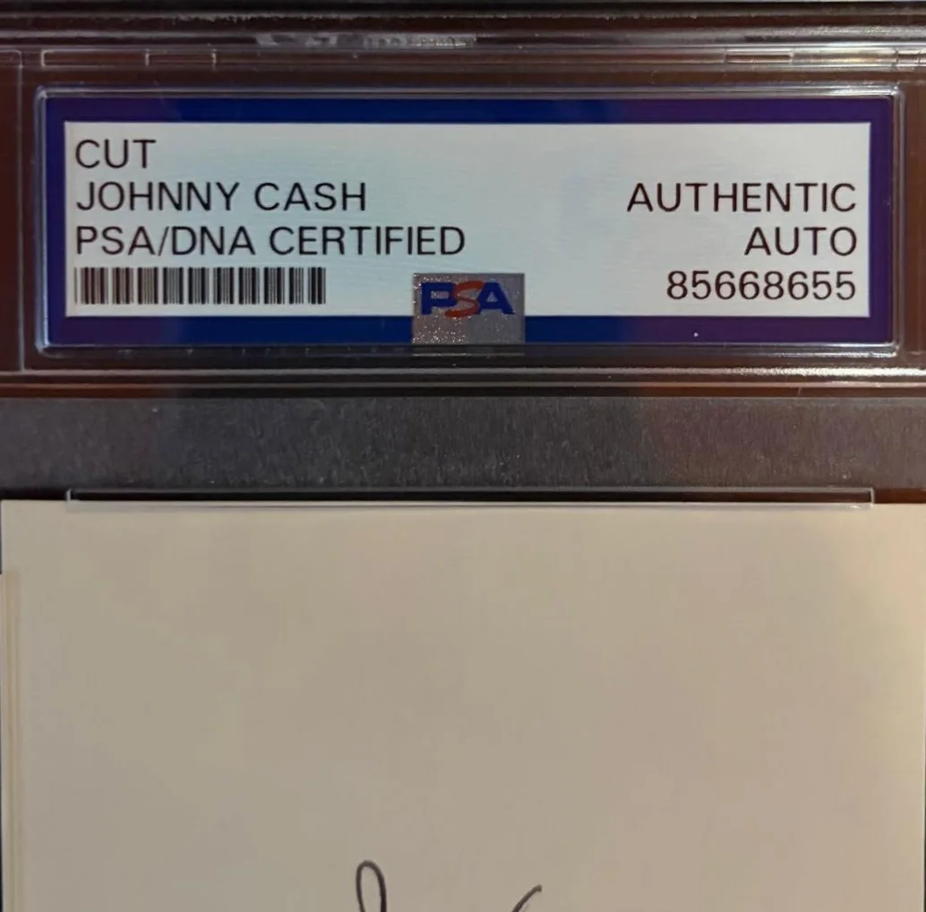 Johnny Cash — JOHNNY CASH SIGNED AUTOGRAPHED CUT ENCAPSULATED PSA VINTAGE RARE RING OF FIRE, изображение 3