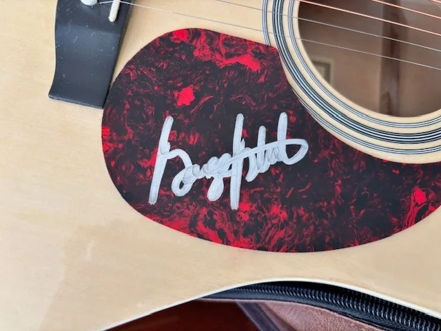 George Strait Signed Huntington Acoustic Guitar with certificate of authenticity, изображение 4