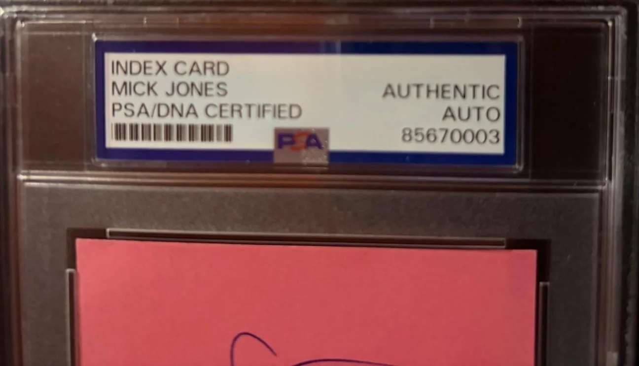 Mick Jones — MICK JONES SIGNED INDEX CARD PSA ENCAPSULATED THE CLASH STRUMMER SIMONON C, image 3