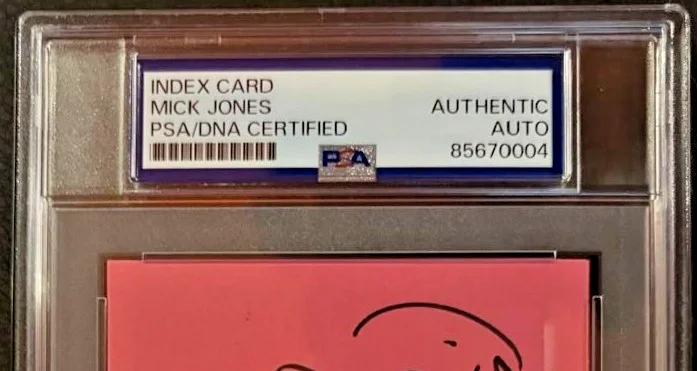 Mick Jones — MICK JONES SIGNED INDEX CARD PSA ENCAPSULATED THE CLASH STRUMMER SIMONON B, image 3