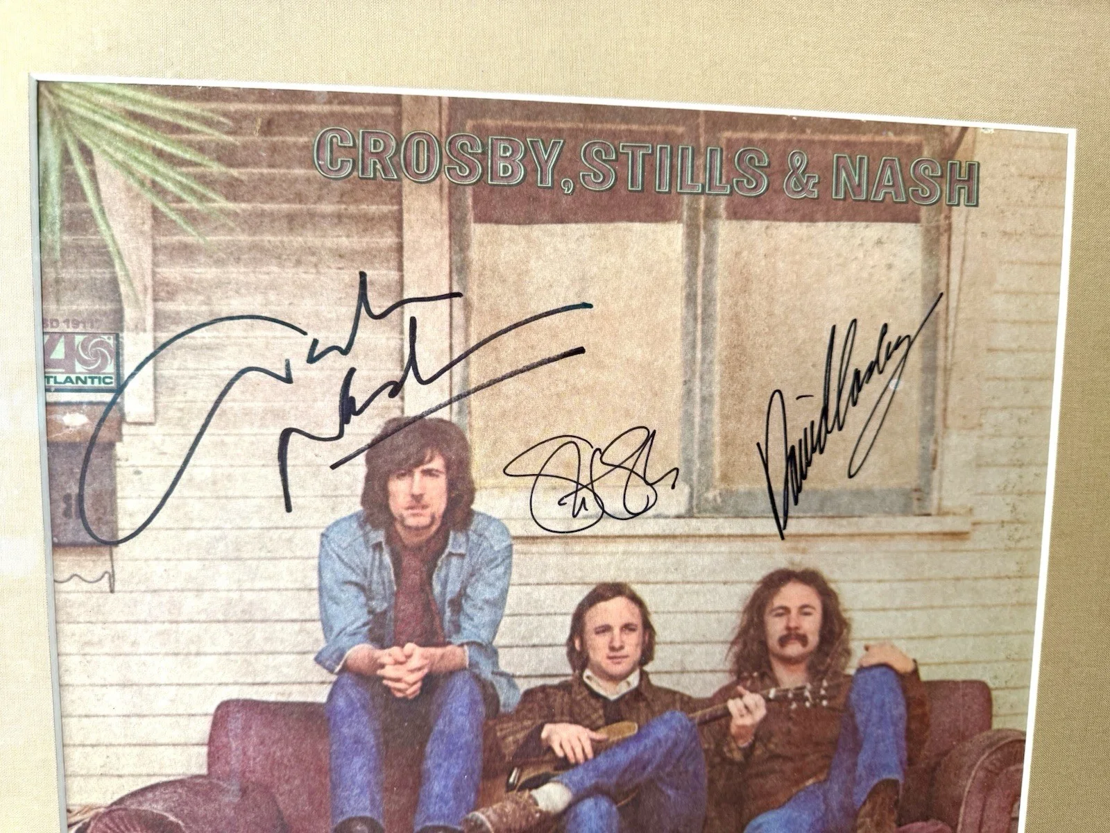Crosby Stills Nash & Young Framed And Signed Albums, изображение 2