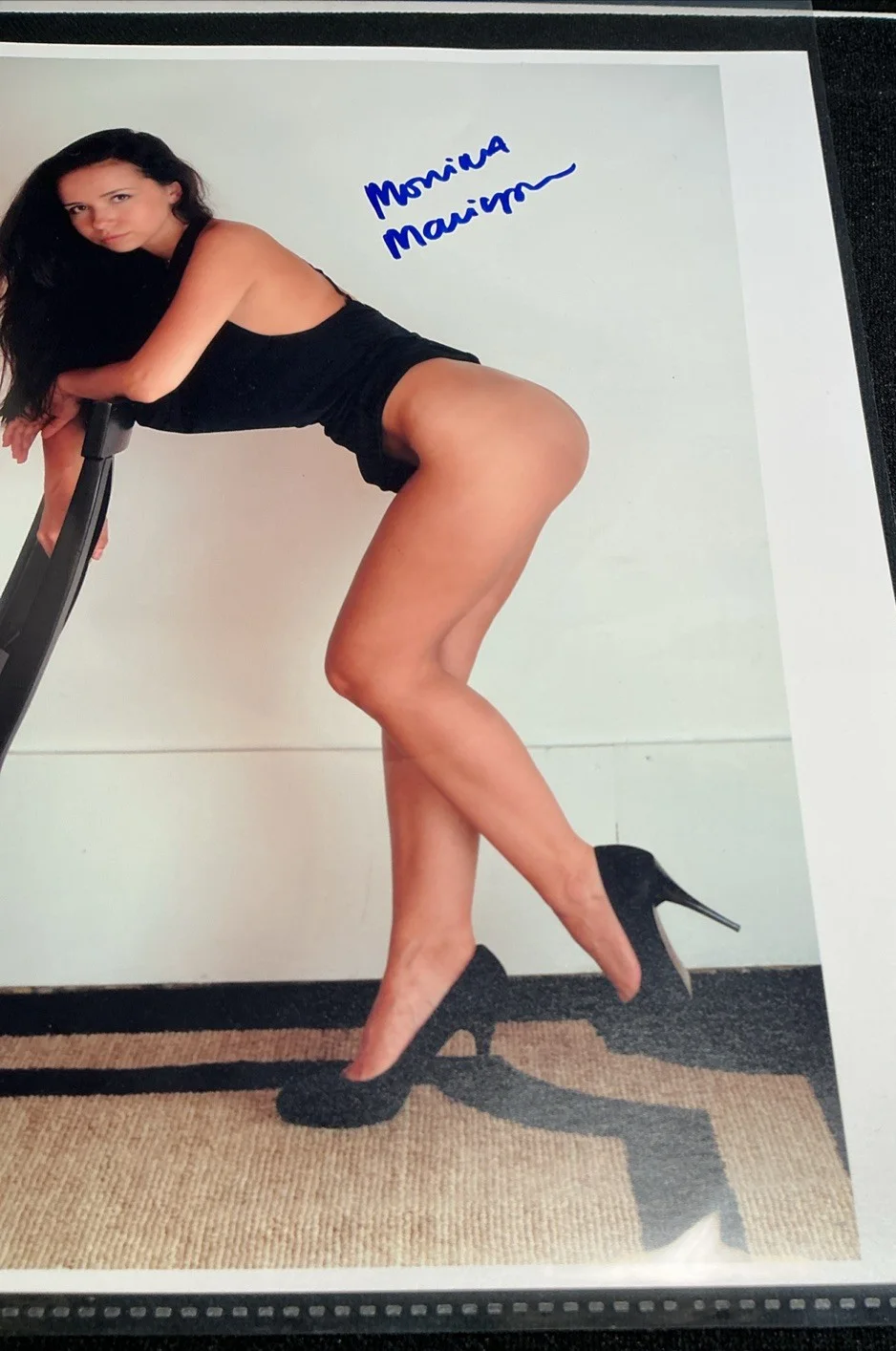 Monika Marciczkiewicz — Monika Marciczkiewicz 8x10 Autographed Signed Auto Photo Model Posing, изображение 3