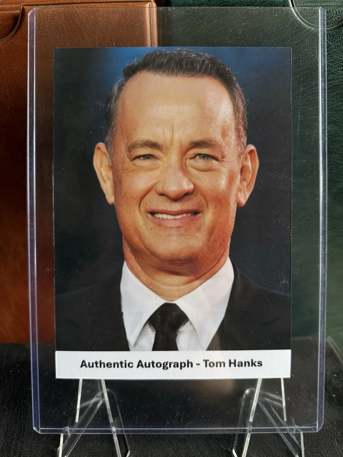 TOM HANKS GENUINE SIGNED AUTOGRAPH IN 7X5 INCH CARD FOREST GUMP WITH LIFE COA, изображение 2