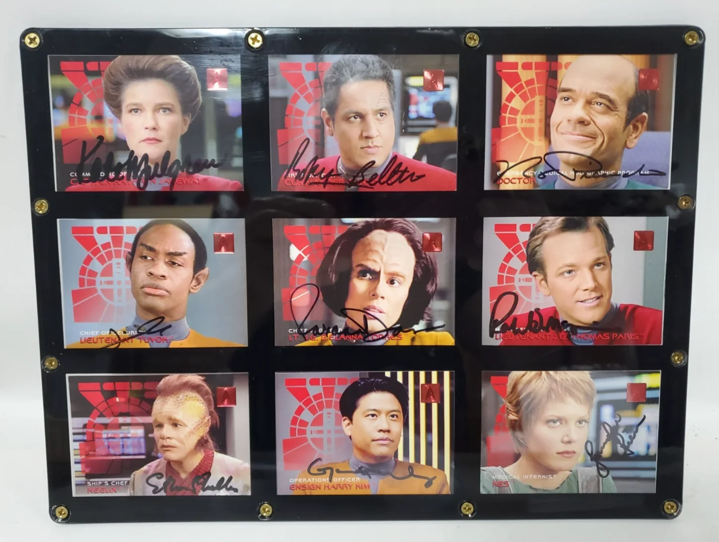 Star Trek Voyager Actors — Star Trek Voyager Hand Signed Trading Cards- Autograph, image 3