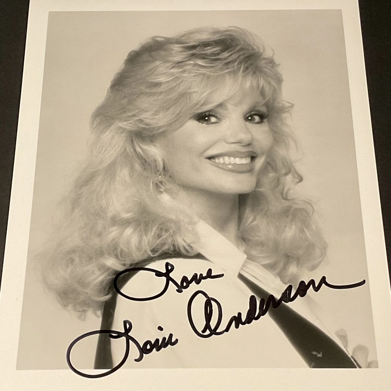 Loni Anderson — Loni Anderson Signed Autograph Photo with Legends Ink COA WKRP in Cincinnati, изображение 2