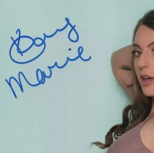 Kay Marie — Gorgeous glamour model, Kay Marie- signed 8x10 Photo w/COA, изображение 2