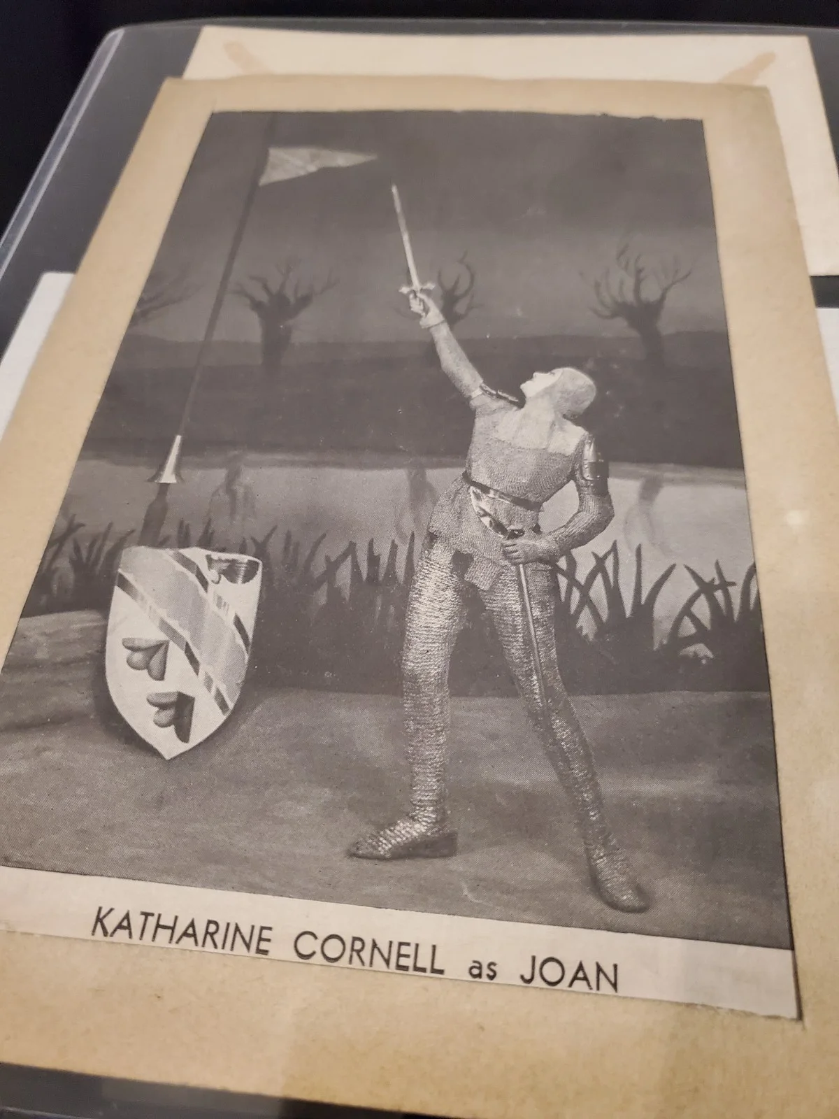 KATHARINE CORNELL STAGE ACTRESS SIGNED AUTOGRAPHED LETTER / ORIGINAL PHOTO, image 2