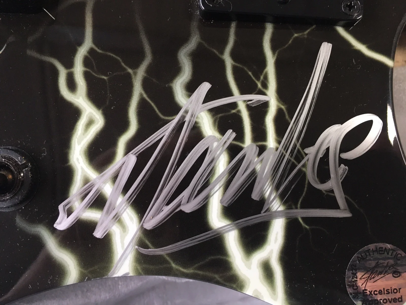 Stan Lee — Peavy Thor Predator Guitar Marvel Series Signed By Stan Lee W/Authentication, image 3