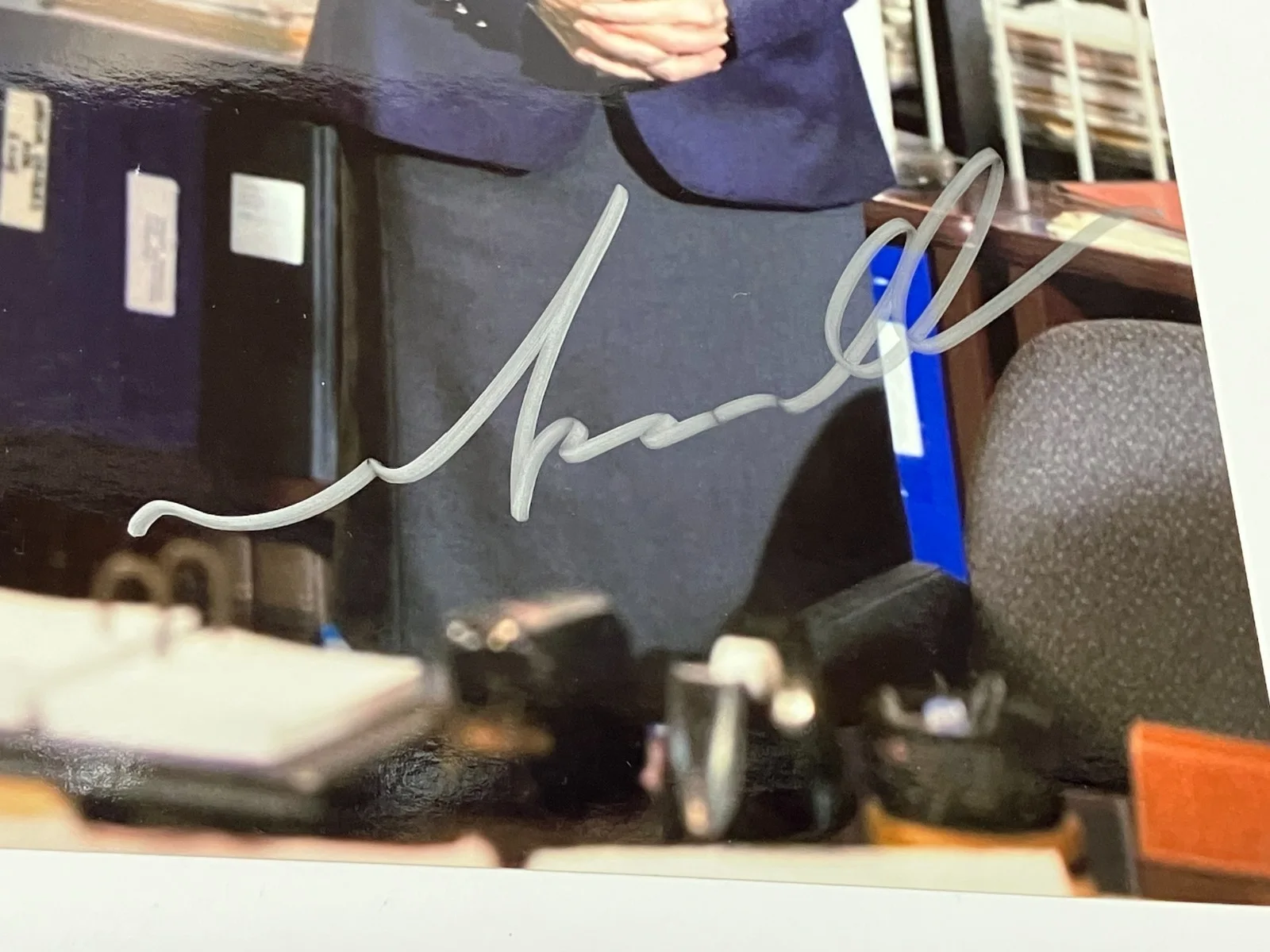 Mary McDonnell — Mary McDonnell Autograph Dances with Wolves Hand Signed 8 x 10 Photo with COA, изображение 3