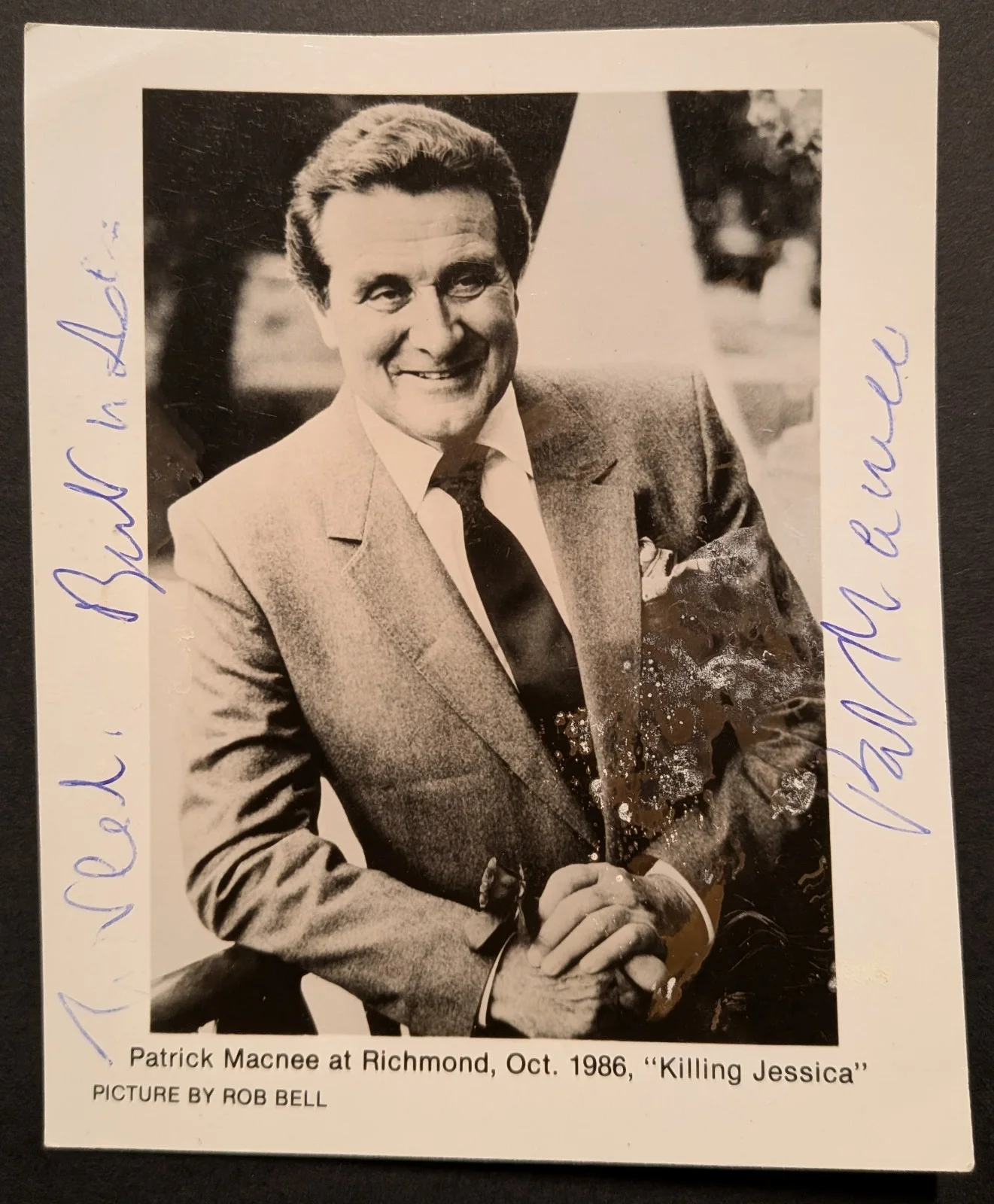 Patrick Macnee — 1986 Patrick Macnee Signed Autographed Publicity Photo JSA Killing Jessica TV
