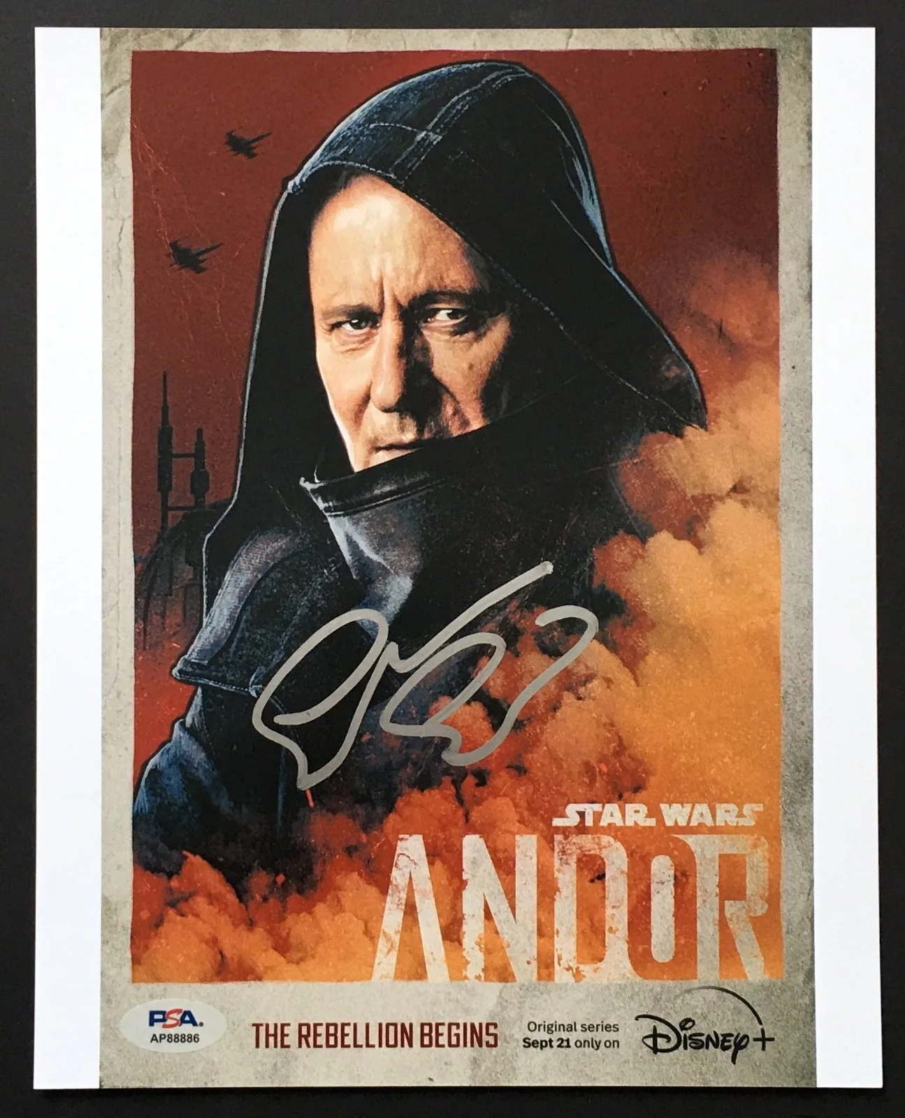 Stellan Skarsgard — STELLAN SKARSGARD SIGNED 8x10 PHOTO PSA DNA AUTOGRAPH ANDOR STAR WARS